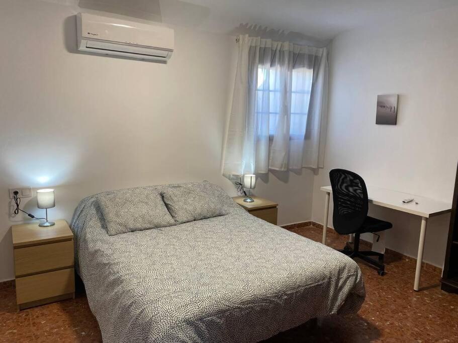 Piso Grande De 120 M2, A 15' De La Playa En Coche Apartment Huelva Exterior photo